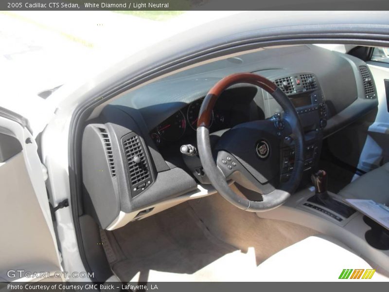 White Diamond / Light Neutral 2005 Cadillac CTS Sedan
