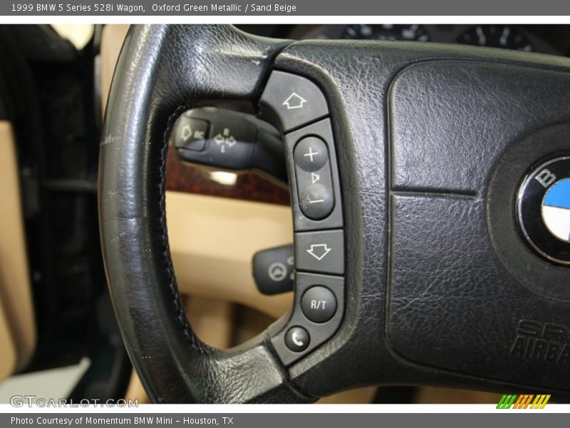 Controls of 1999 5 Series 528i Wagon