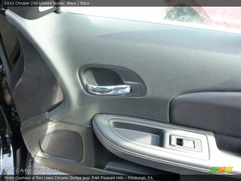 Black / Black 2013 Chrysler 200 Limited Sedan