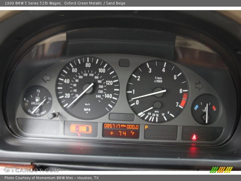  1999 5 Series 528i Wagon 528i Wagon Gauges