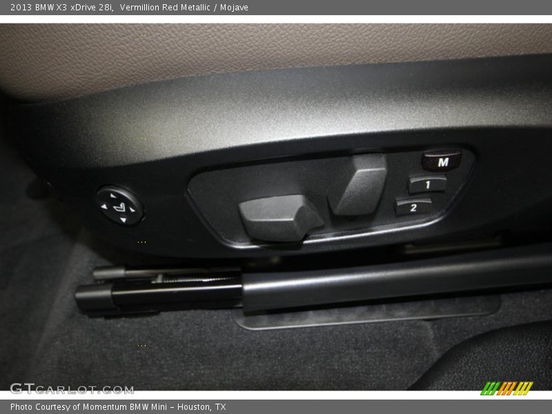 Controls of 2013 X3 xDrive 28i