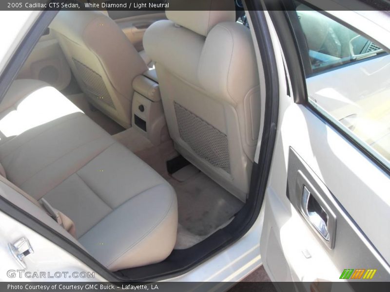 White Diamond / Light Neutral 2005 Cadillac CTS Sedan