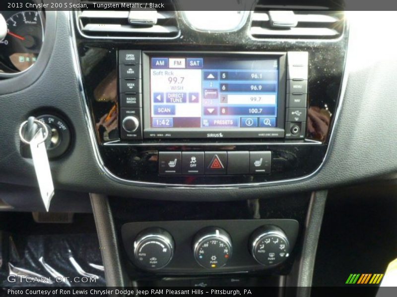 Tungsten Metallic / Black 2013 Chrysler 200 S Sedan