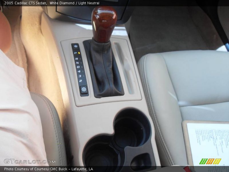 White Diamond / Light Neutral 2005 Cadillac CTS Sedan