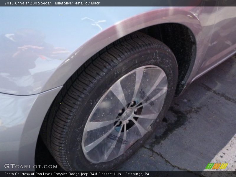 Billet Silver Metallic / Black 2013 Chrysler 200 S Sedan
