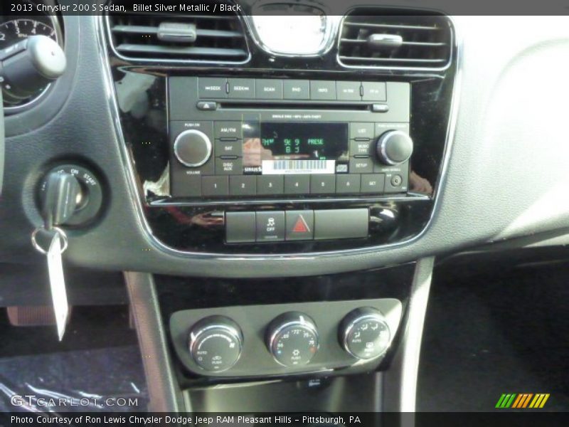 Billet Silver Metallic / Black 2013 Chrysler 200 S Sedan