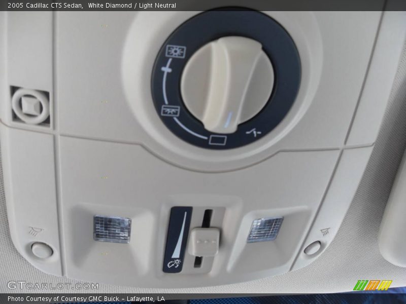 White Diamond / Light Neutral 2005 Cadillac CTS Sedan