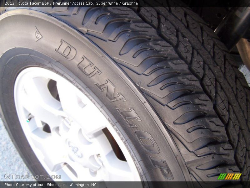 Super White / Graphite 2013 Toyota Tacoma SR5 Prerunner Access Cab