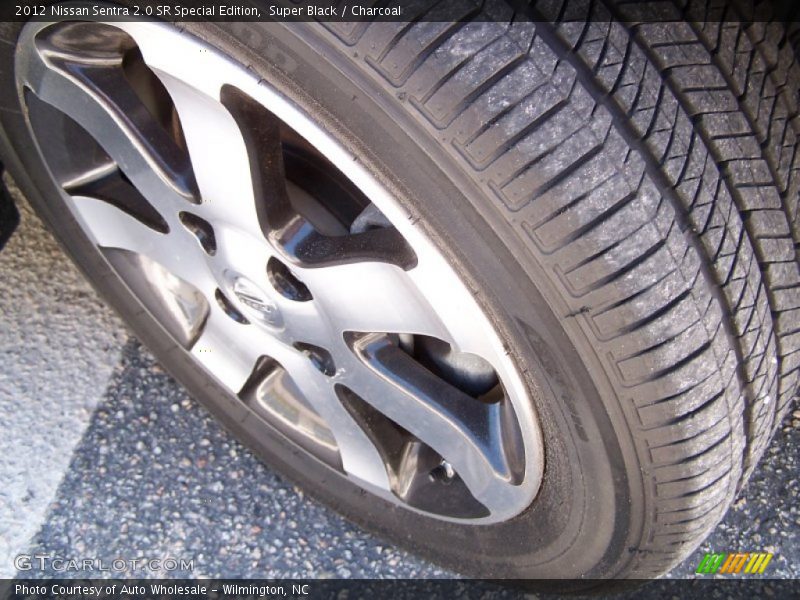 Super Black / Charcoal 2012 Nissan Sentra 2.0 SR Special Edition