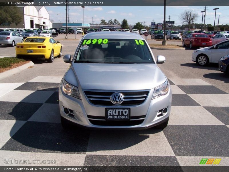 Reflex Silver Metallic / Charcoal 2010 Volkswagen Tiguan S