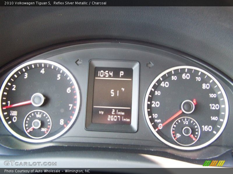 Reflex Silver Metallic / Charcoal 2010 Volkswagen Tiguan S