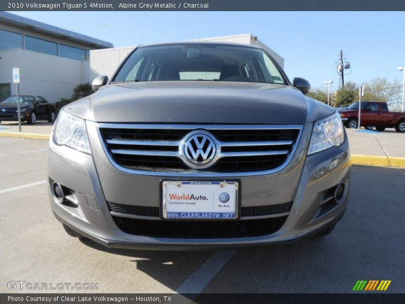 Alpine Grey Metallic / Charcoal 2010 Volkswagen Tiguan S 4Motion