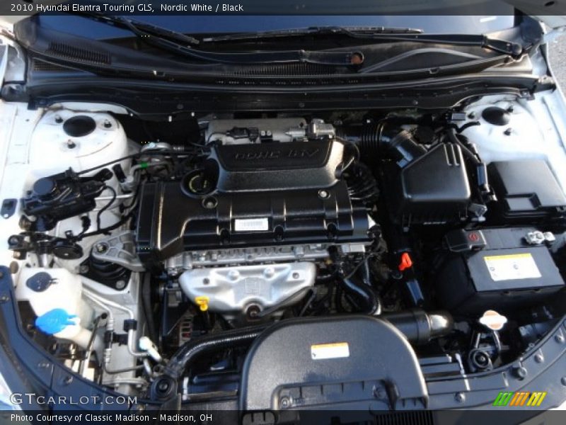 Nordic White / Black 2010 Hyundai Elantra Touring GLS