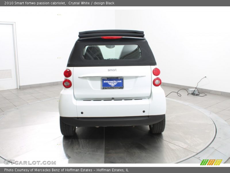 Crystal White / design Black 2010 Smart fortwo passion cabriolet