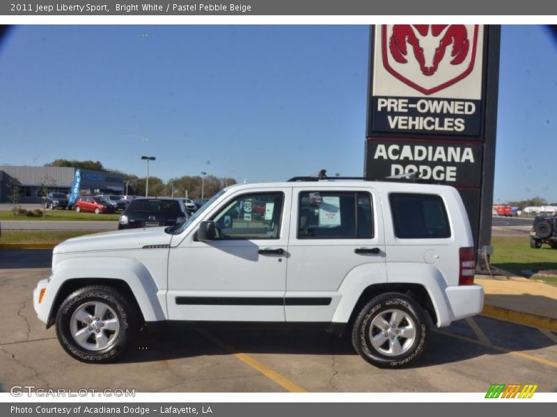 Bright White / Pastel Pebble Beige 2011 Jeep Liberty Sport
