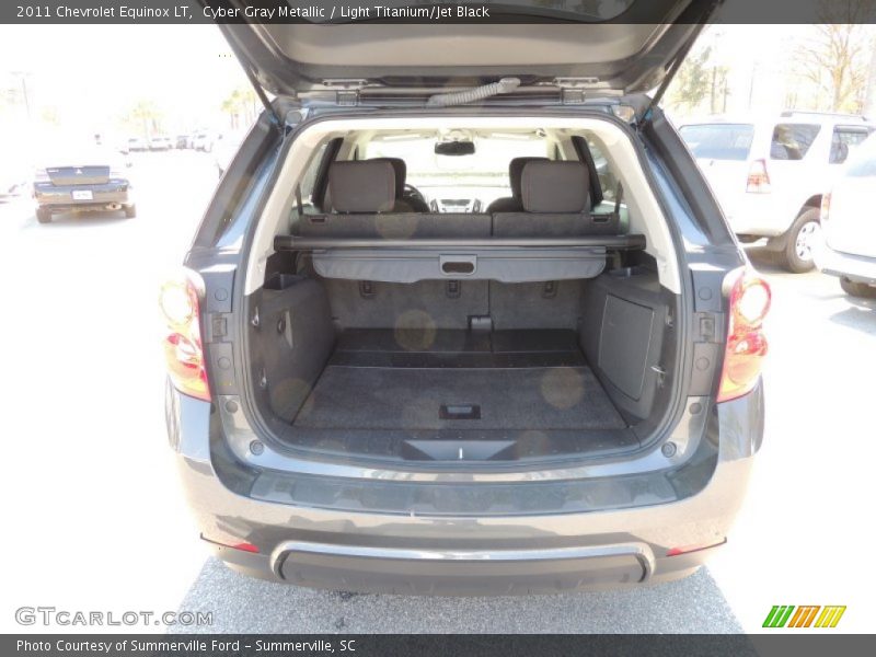 Cyber Gray Metallic / Light Titanium/Jet Black 2011 Chevrolet Equinox LT