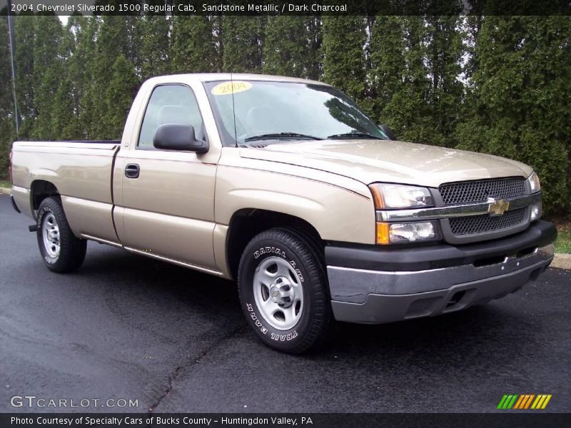 Sandstone Metallic / Dark Charcoal 2004 Chevrolet Silverado 1500 Regular Cab