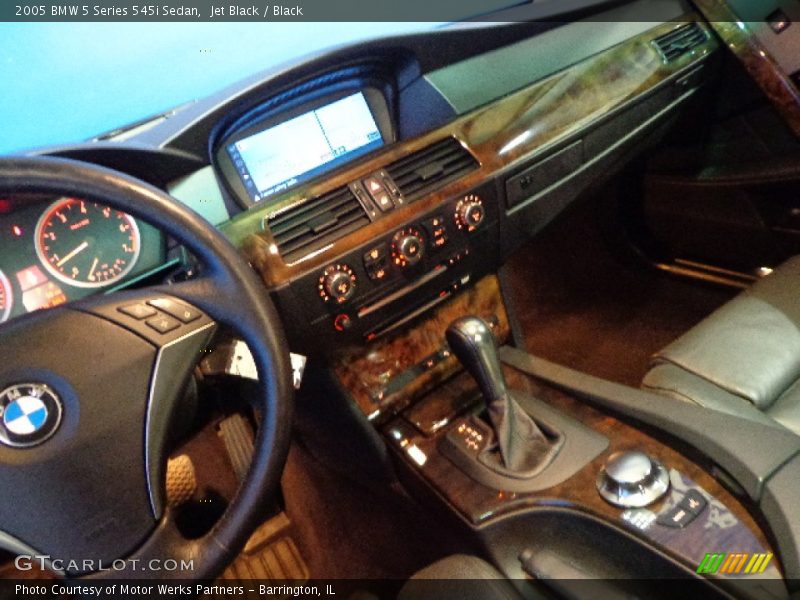 Jet Black / Black 2005 BMW 5 Series 545i Sedan