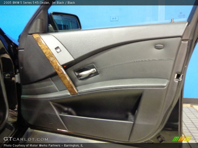 Jet Black / Black 2005 BMW 5 Series 545i Sedan