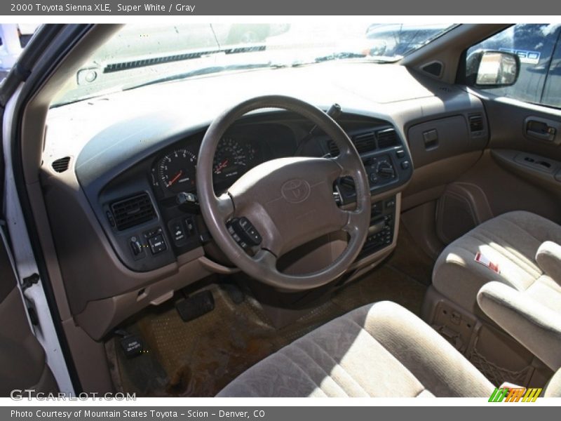 Super White / Gray 2000 Toyota Sienna XLE