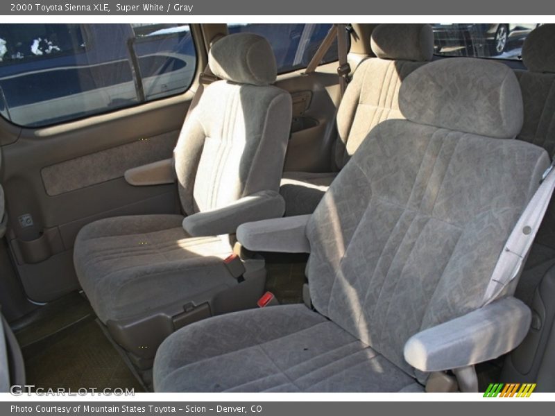 Super White / Gray 2000 Toyota Sienna XLE