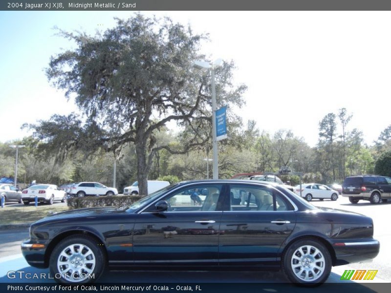 Midnight Metallic / Sand 2004 Jaguar XJ XJ8