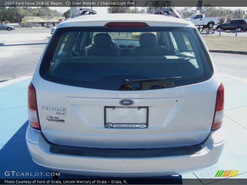 CD Silver Metallic / Charcoal/Light Flint 2007 Ford Focus ZXW SE Wagon