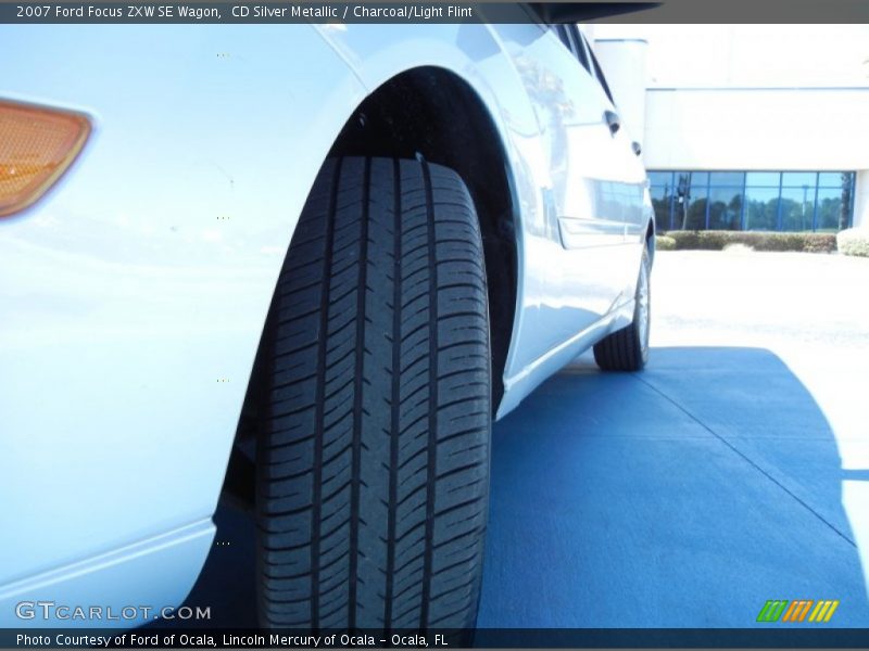 CD Silver Metallic / Charcoal/Light Flint 2007 Ford Focus ZXW SE Wagon