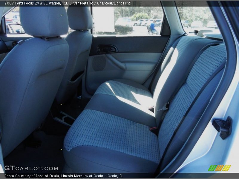 CD Silver Metallic / Charcoal/Light Flint 2007 Ford Focus ZXW SE Wagon