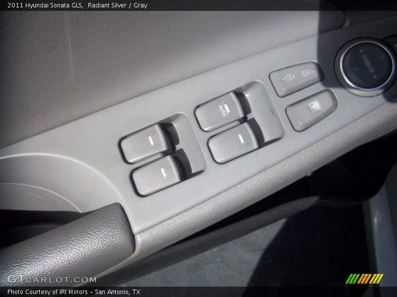 Radiant Silver / Gray 2011 Hyundai Sonata GLS