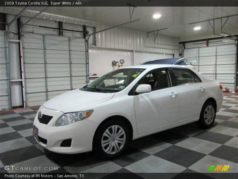 Super White / Ash 2009 Toyota Corolla XLE