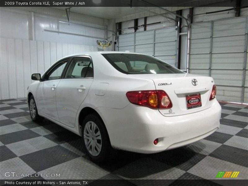 Super White / Ash 2009 Toyota Corolla XLE