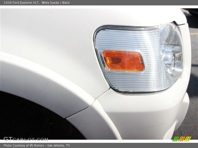 White Suede / Black 2009 Ford Explorer XLT