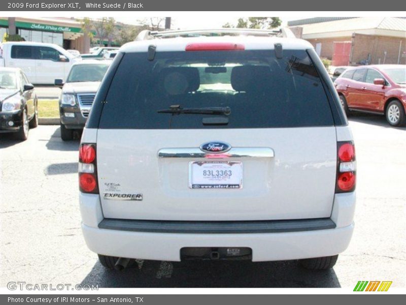White Suede / Black 2009 Ford Explorer XLT