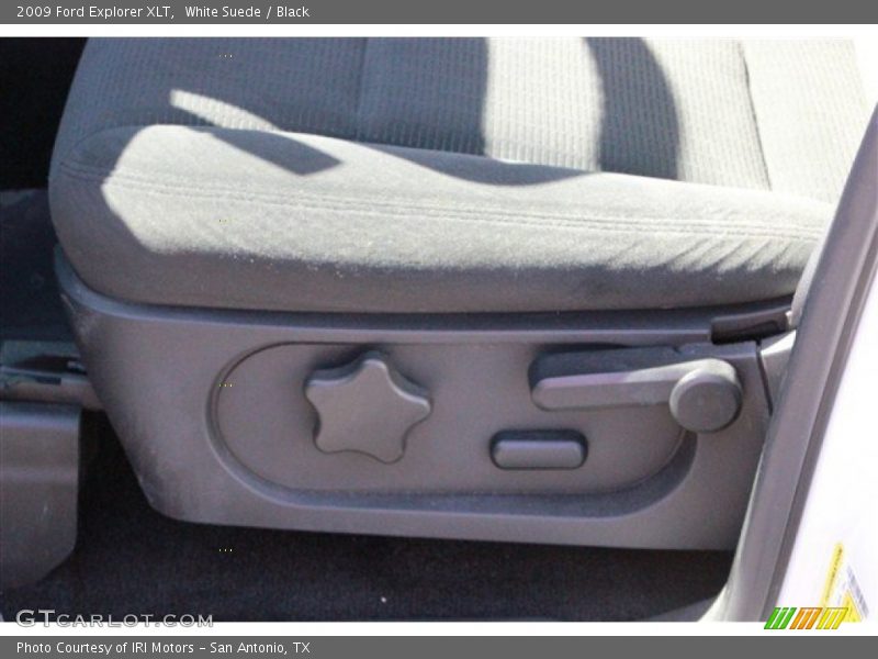 White Suede / Black 2009 Ford Explorer XLT