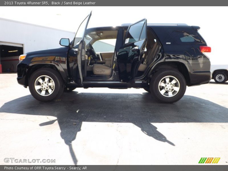 Black / Sand Beige Leather 2013 Toyota 4Runner SR5
