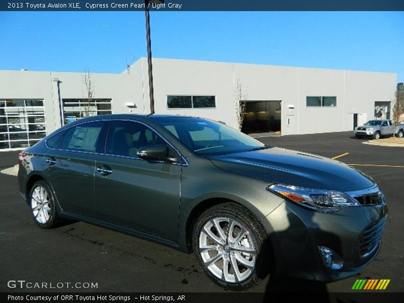 Cypress Green Pearl / Light Gray 2013 Toyota Avalon XLE