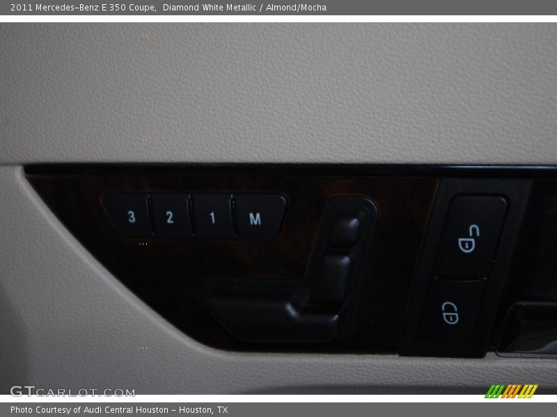 Diamond White Metallic / Almond/Mocha 2011 Mercedes-Benz E 350 Coupe