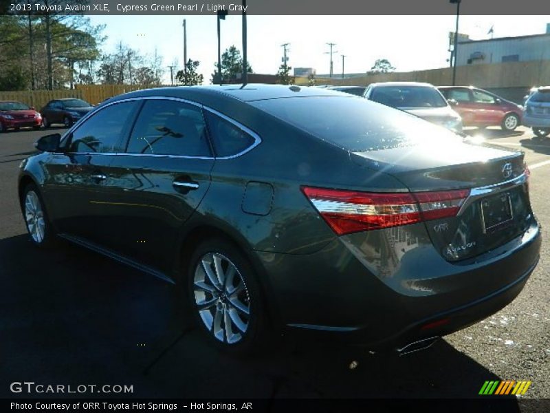 Cypress Green Pearl / Light Gray 2013 Toyota Avalon XLE
