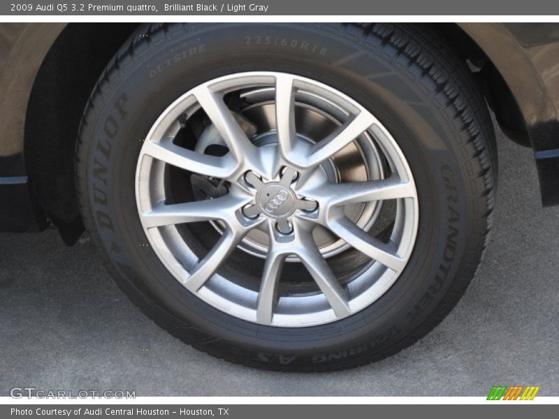 Brilliant Black / Light Gray 2009 Audi Q5 3.2 Premium quattro