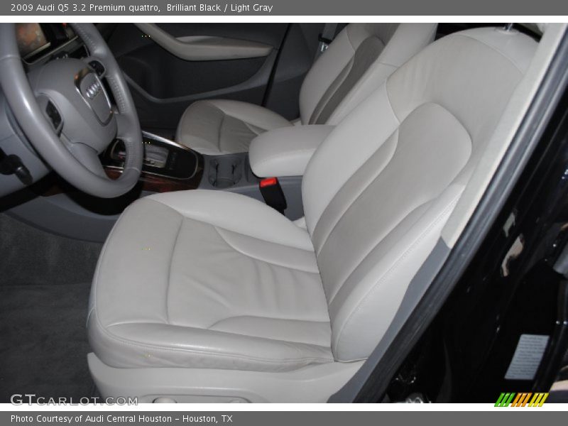 Brilliant Black / Light Gray 2009 Audi Q5 3.2 Premium quattro