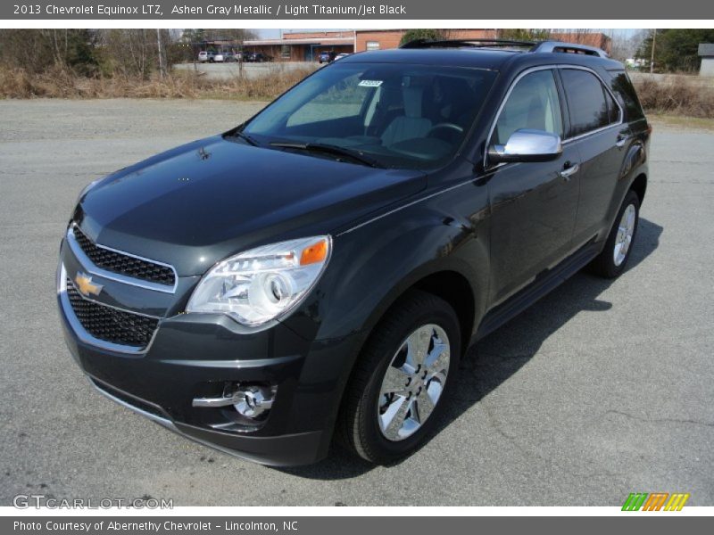 Front 3/4 View of 2013 Equinox LTZ