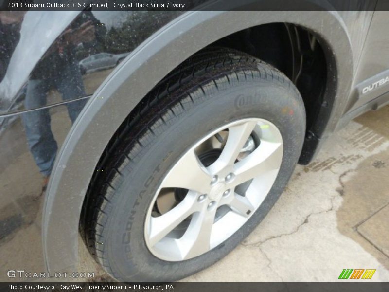 Crystal Black Silica / Ivory 2013 Subaru Outback 3.6R Limited