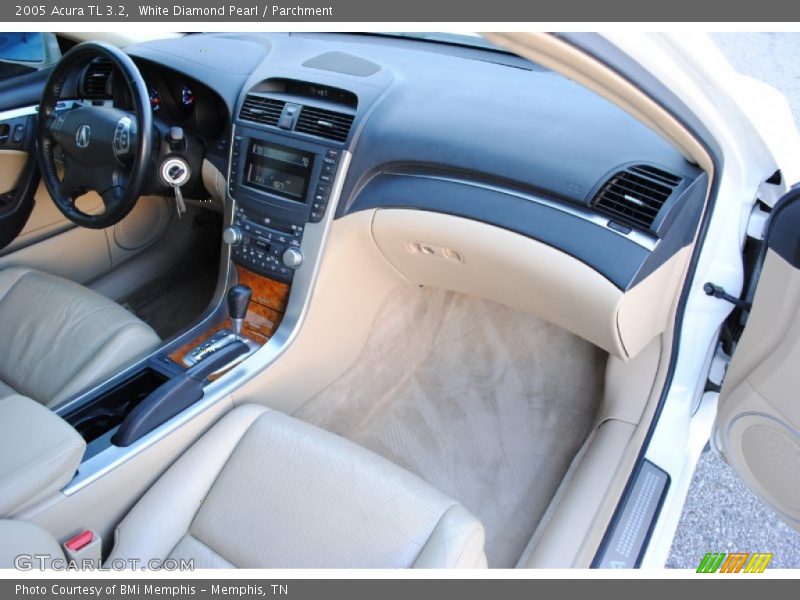 White Diamond Pearl / Parchment 2005 Acura TL 3.2