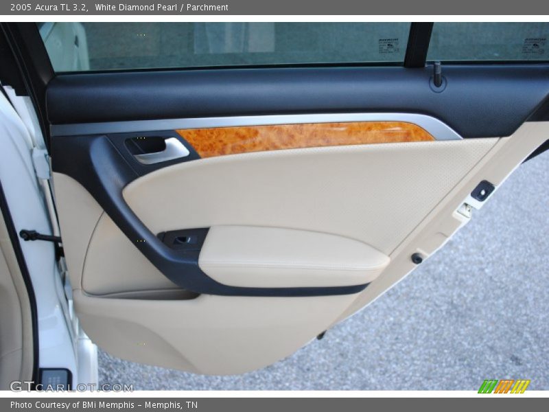 White Diamond Pearl / Parchment 2005 Acura TL 3.2