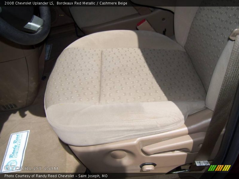 Bordeaux Red Metallic / Cashmere Beige 2008 Chevrolet Uplander LS
