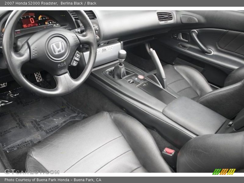 Black Interior - 2007 S2000 Roadster 