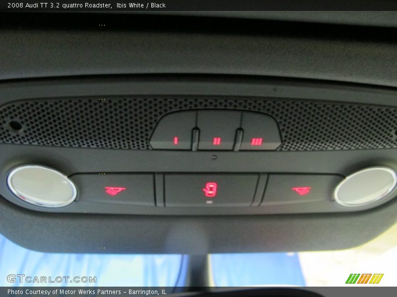 Controls of 2008 TT 3.2 quattro Roadster