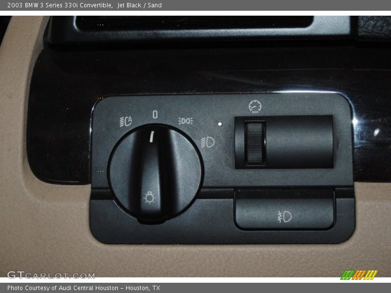 Controls of 2003 3 Series 330i Convertible
