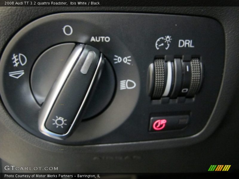 Controls of 2008 TT 3.2 quattro Roadster